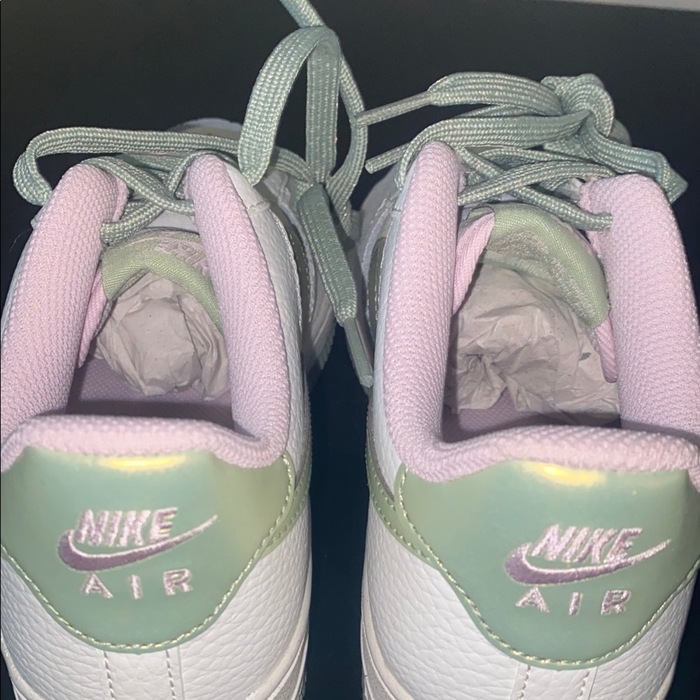 NIB Nike Air Force 1 White, Light Green and Yellow Youth Size 5 - Picture 6 of 12